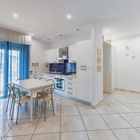 Seaview With Private Parking! * Pescara